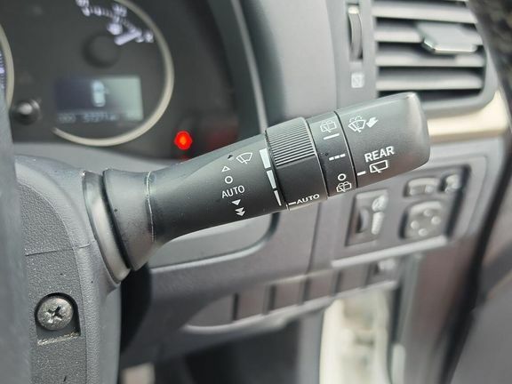 Lexus CT 200H Advance Cvt Red #35