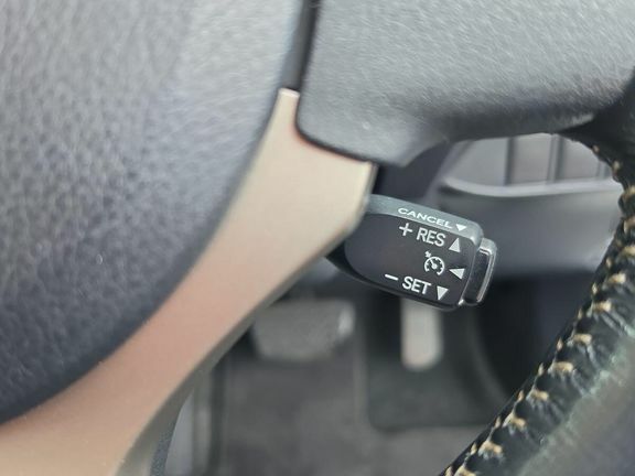 Lexus CT 200H Advance Cvt Red #33