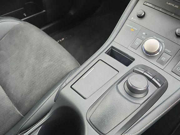 Lexus CT 200H Advance Cvt Red #27