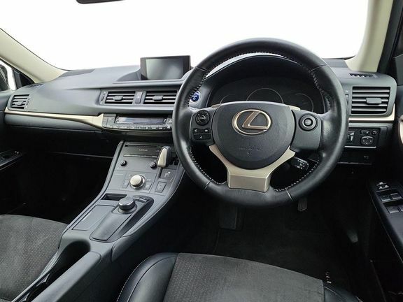 Lexus CT 200H Advance Cvt Red #11