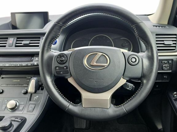 Lexus CT 200H Advance Cvt Red #13