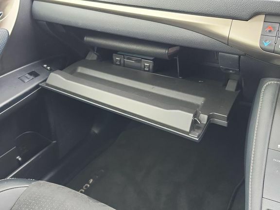 Lexus CT 200H Advance Cvt Red #29