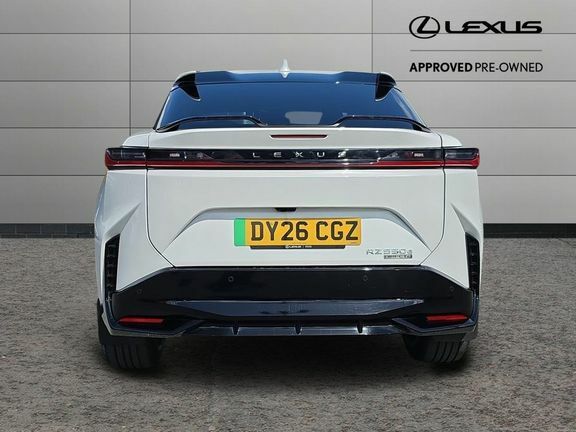 Lexus RZ 550E F Sport Takumi White #4