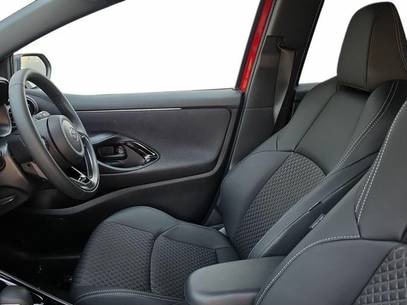 Toyota Yaris Excel #2