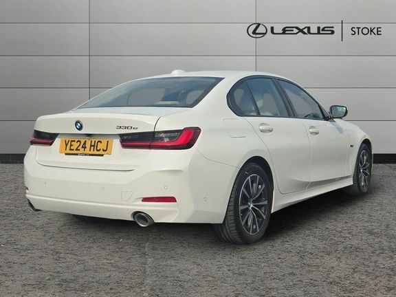 BMW 3 Series 2.0 330E 12Kwh Sport Euro 6 Ss YE24HCJ White #4