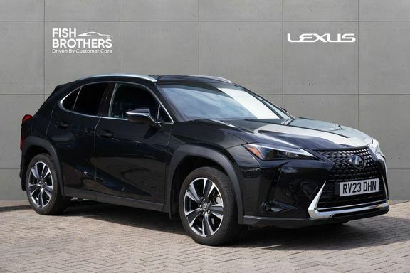 Lexus UX Premium Pack With 18 Alloy Black