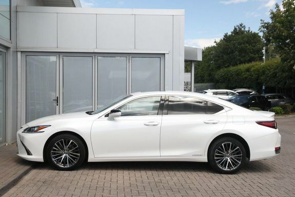 Lexus ES Es Premium Edition White #3