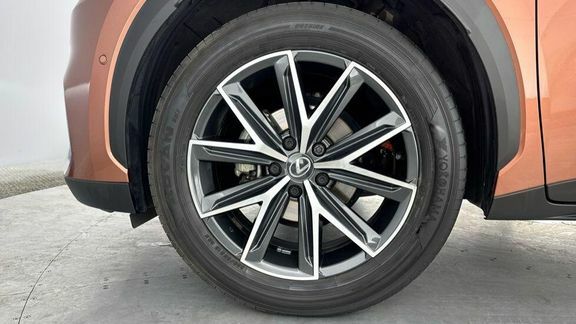 Lexus LBX 1.5 Vvt-ie Premium Plus E-cvt Euro 6 Ss Black #26