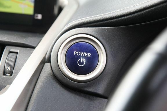 Lexus NX Premium Silver #17