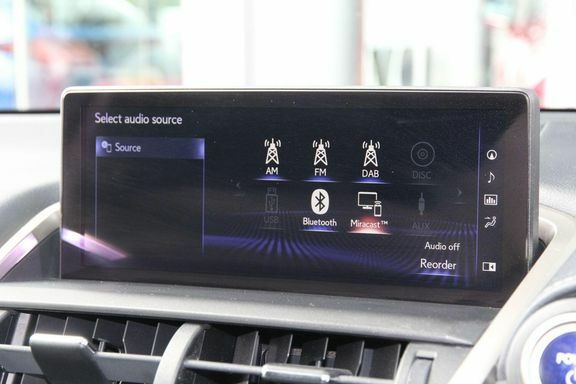 Lexus NX Premium Silver #39