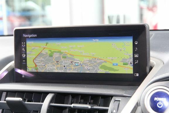 Lexus NX Premium Silver #37