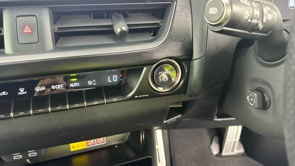 Lexus UX Suv Silver #25