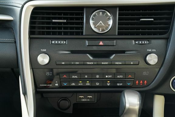 Lexus RX 450H 3.5 Takumi Cvt Grey #31