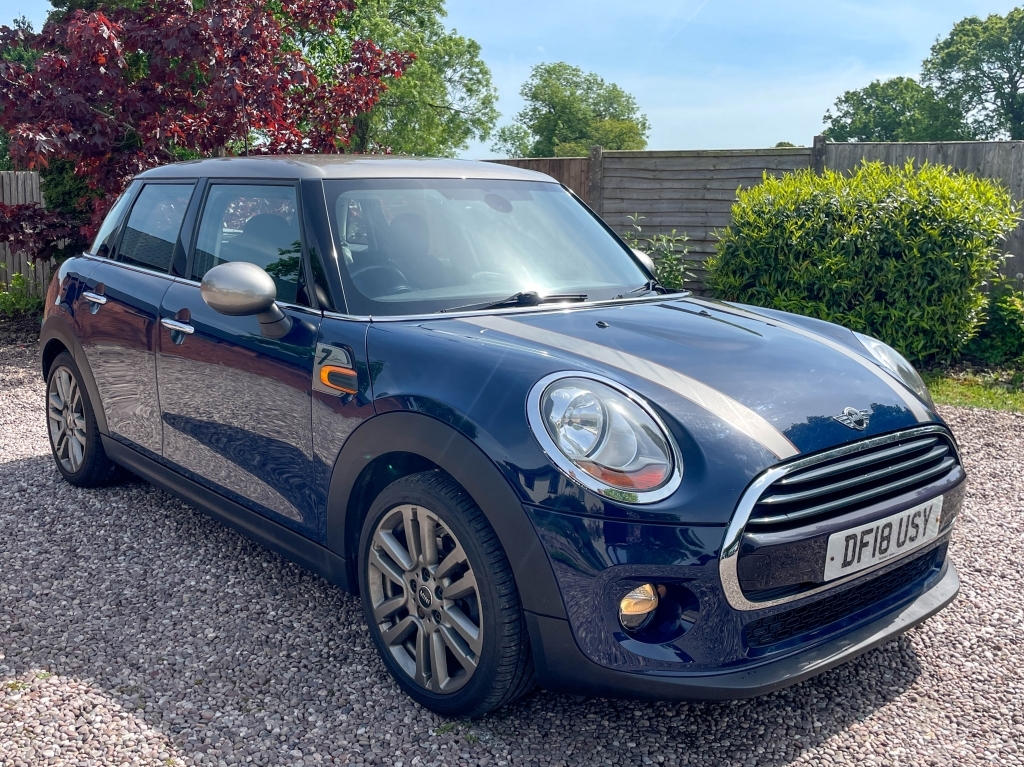 Mini Hatch 1.5 Cooper Seven Blue