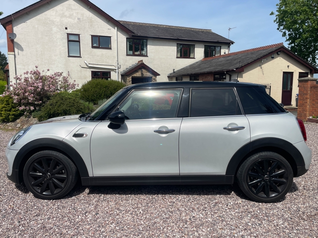 Mini Hatch 1.5 Cooper Chili Pack YK68DVL White #5
