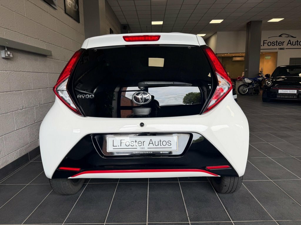 Toyota Aygo Hatchback Red #9