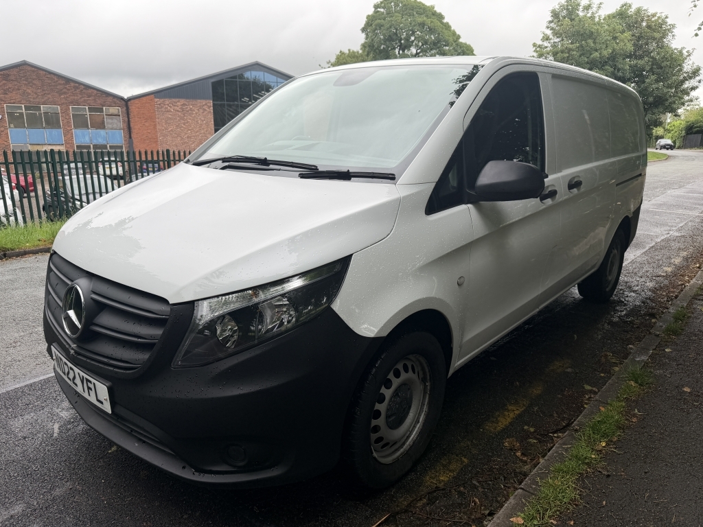 Mercedes-Benz Vito 2.0 114 Progressive L2 White #3