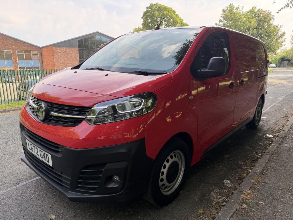 Vauxhall Vivaro 1.5 L1h1 F2700 Dynamic Ss Red #3