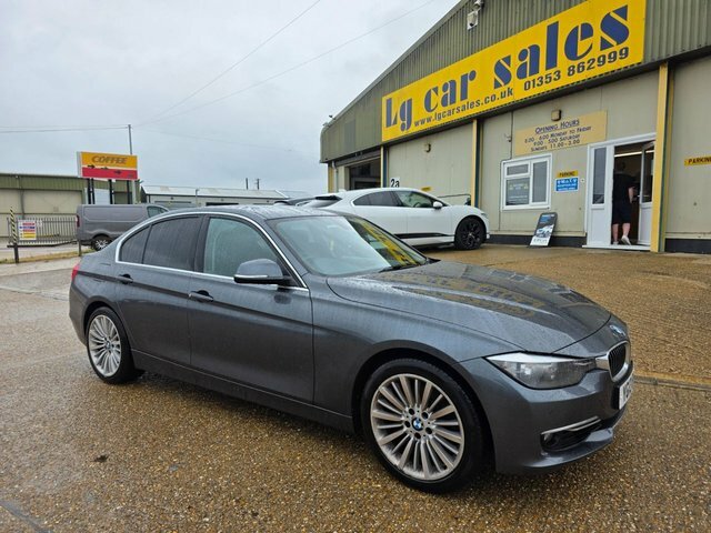 BMW 3 Series 330D Luxury Saloon Grey #2