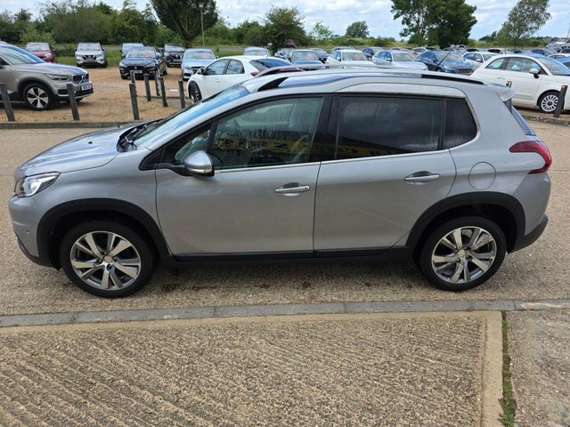 Peugeot 2008 Puretech Allure Suv Grey #5