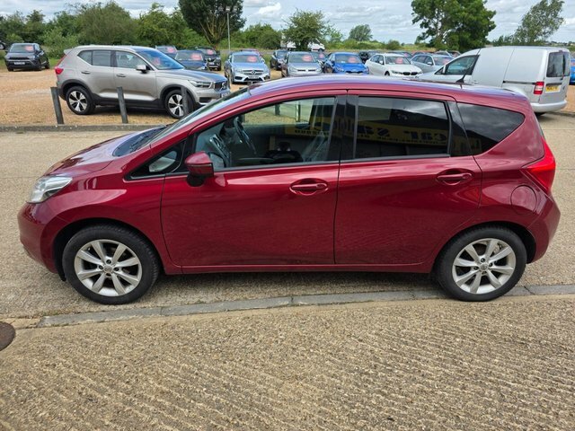 Nissan Note Dig-s Tekna Hatchback Red #5