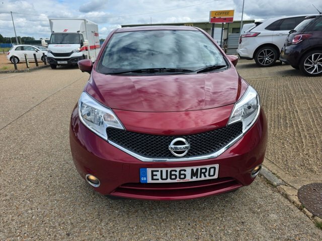 Nissan Note Dig-s Tekna Hatchback Red #3