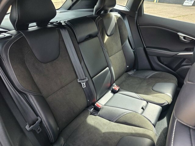 Volvo V40 1.6 D2 R-design Lux 113 Bhp Grey #22