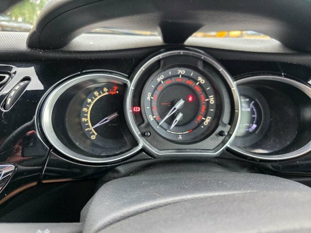 DS DS 3 Hatchback 1.6 Bluehdi Dsport Euro 6 Ss 201 Grey #27
