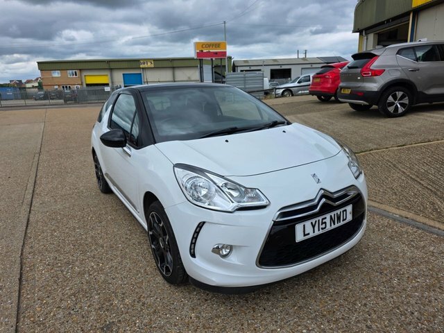 DS DS 3 Puretech Dstyle Hatchback White #6