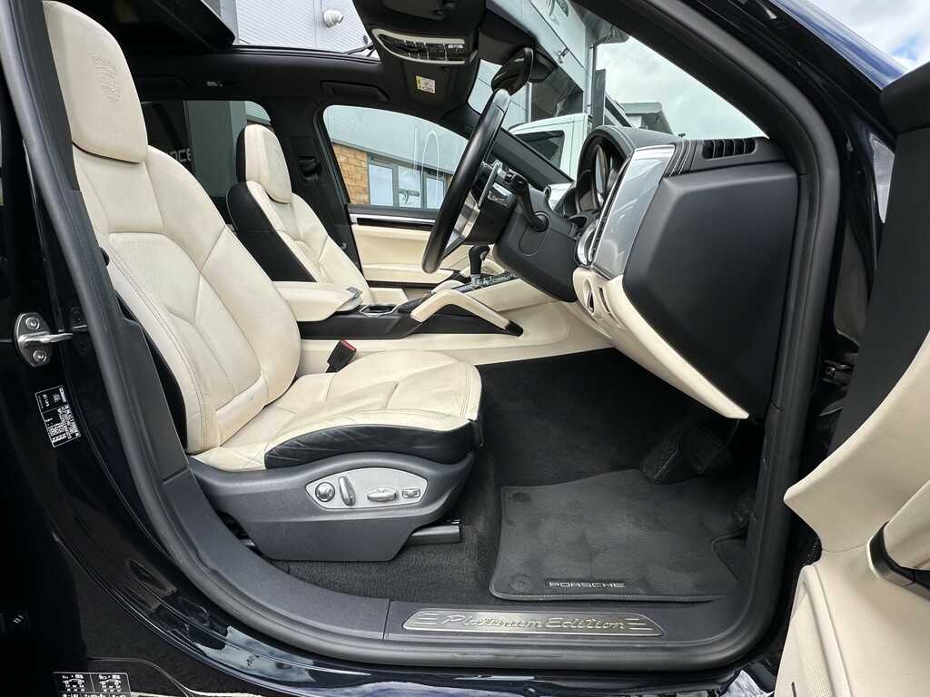 Porsche Cayenne Suv 3.0 Td V6 Platinum Edition Suv Tipt SK18WLE Black #6