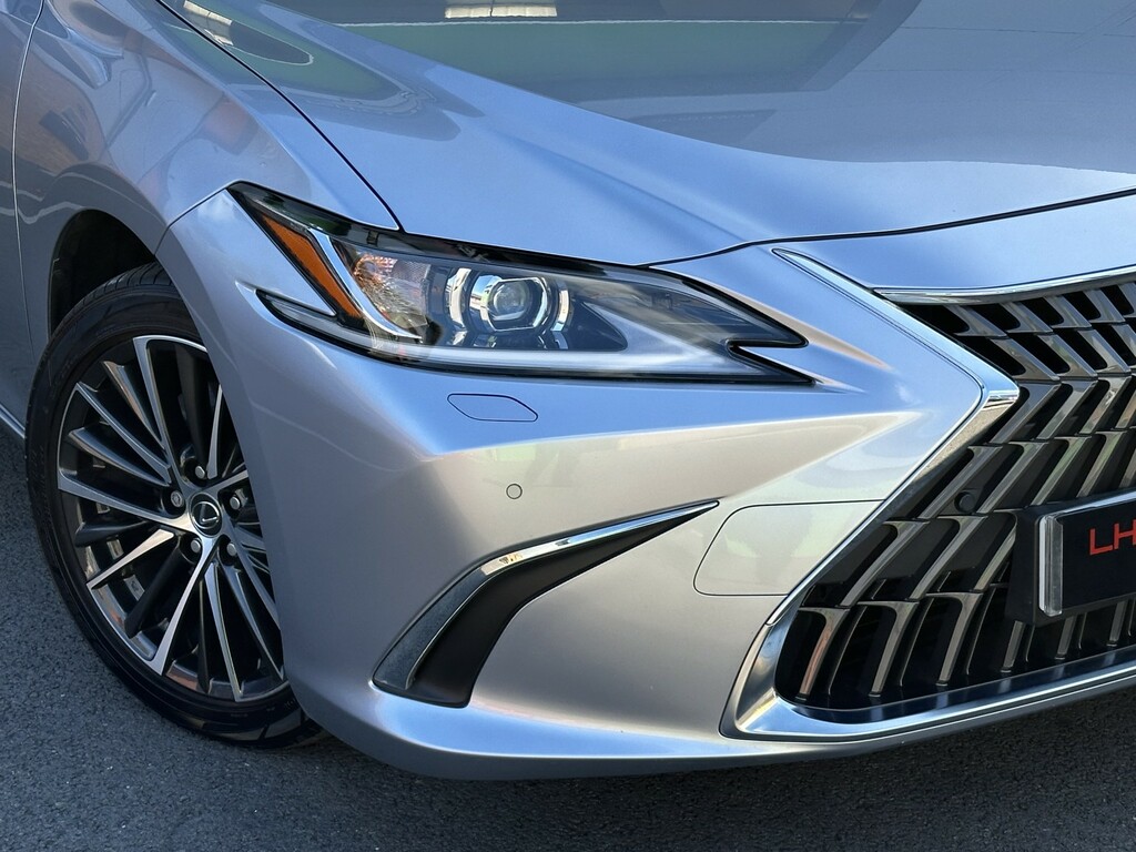 Lexus ES Saloon 2.5 300H Saloon Hybrid E-cvt Eur Silver #2