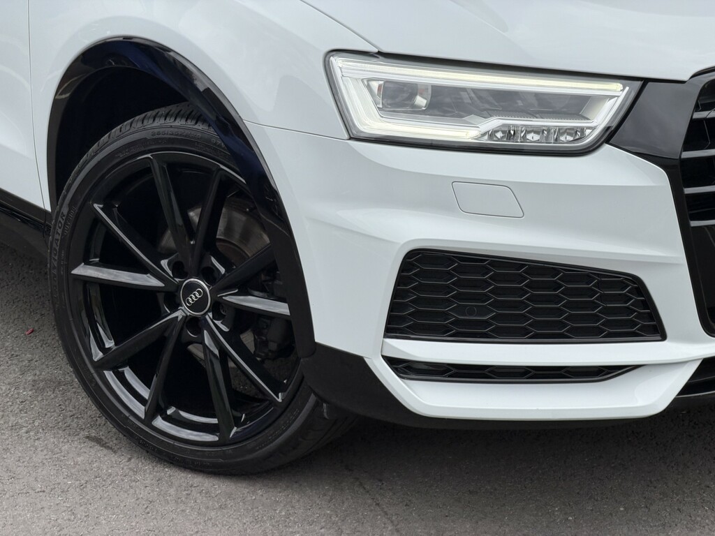 Audi Q3 Suv 2.0 Tdi Black Edition Suv S Tronic DC17XCR White #2