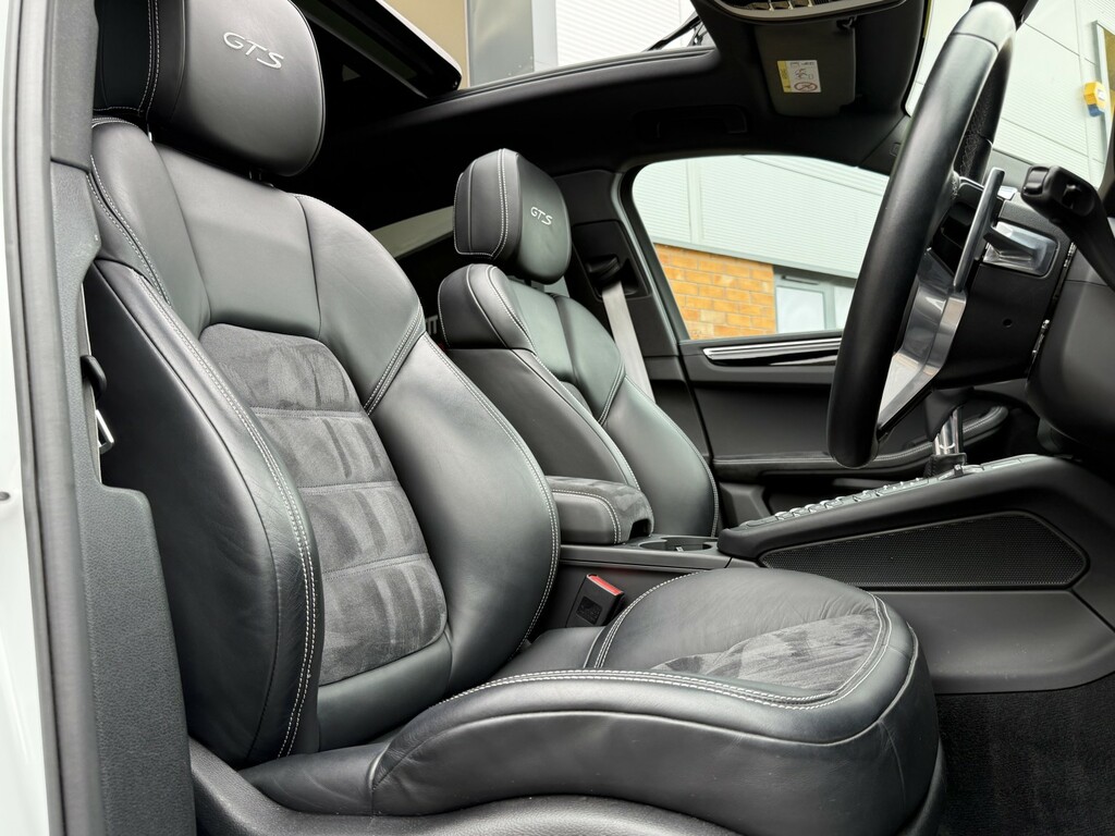 Porsche Macan 3.0 T V6 Gts White #5
