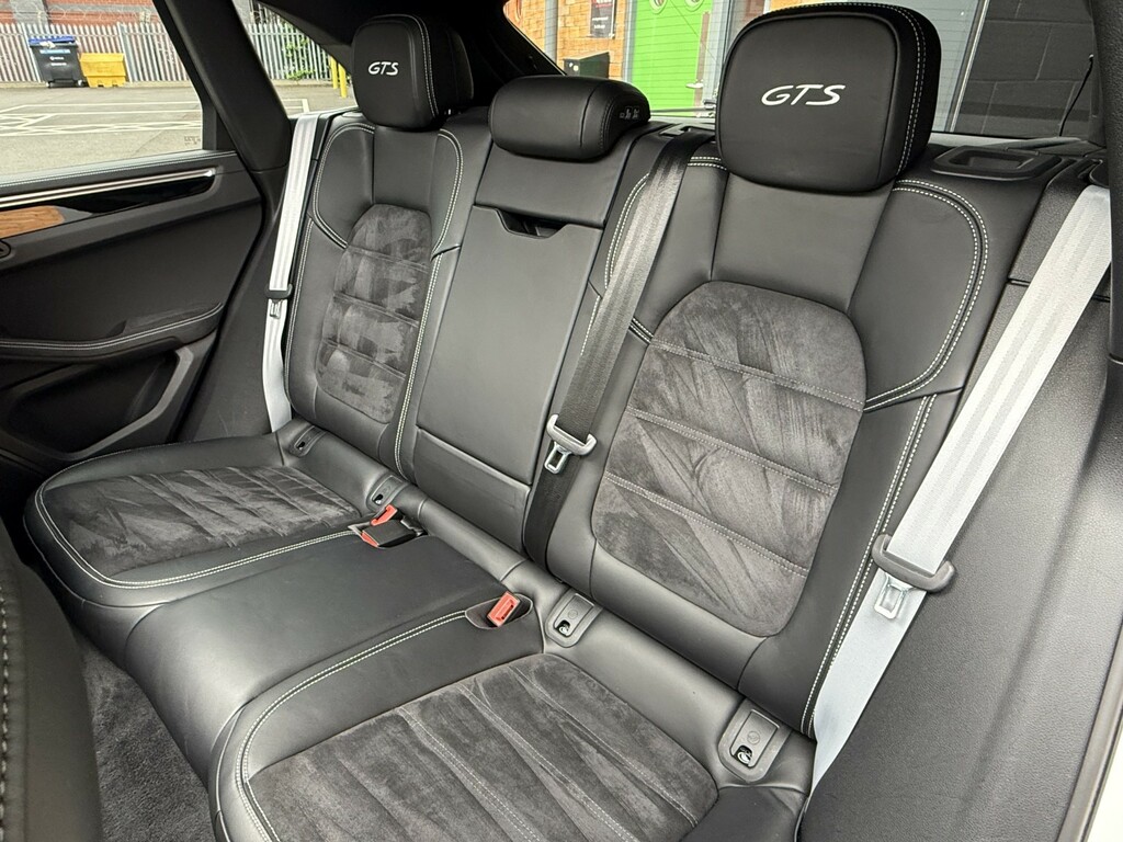 Porsche Macan 3.0 T V6 Gts White #6