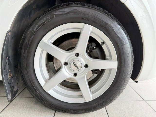 Peugeot 208 Vti Puretech Access Hatchback White #5