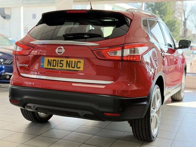 Nissan Qashqai Dci Tekna Suv Red #4