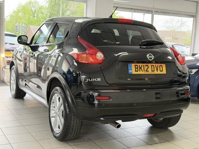 Nissan Juke Acenta Premium Suv Black #6