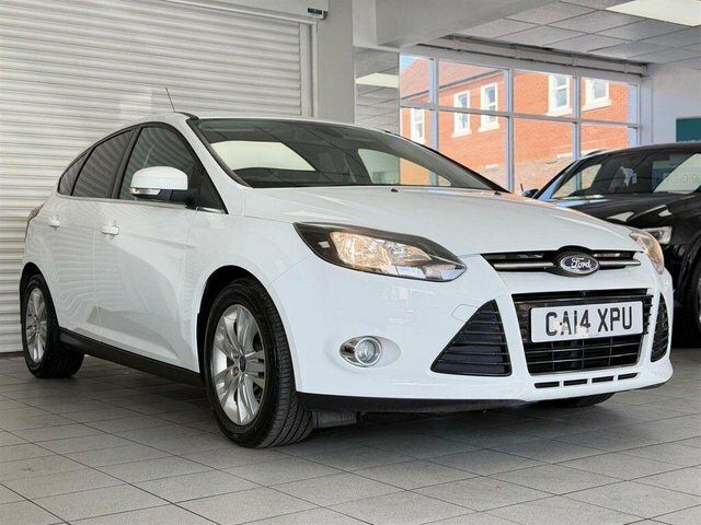 Ford Focus Tdci Titanium Navigator Hatchback White #4