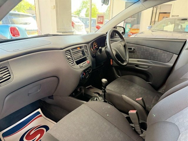 Kia RIO Crdi Gs Silver #7