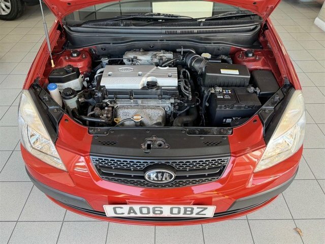 Kia RIO Crdi Gs Silver #40