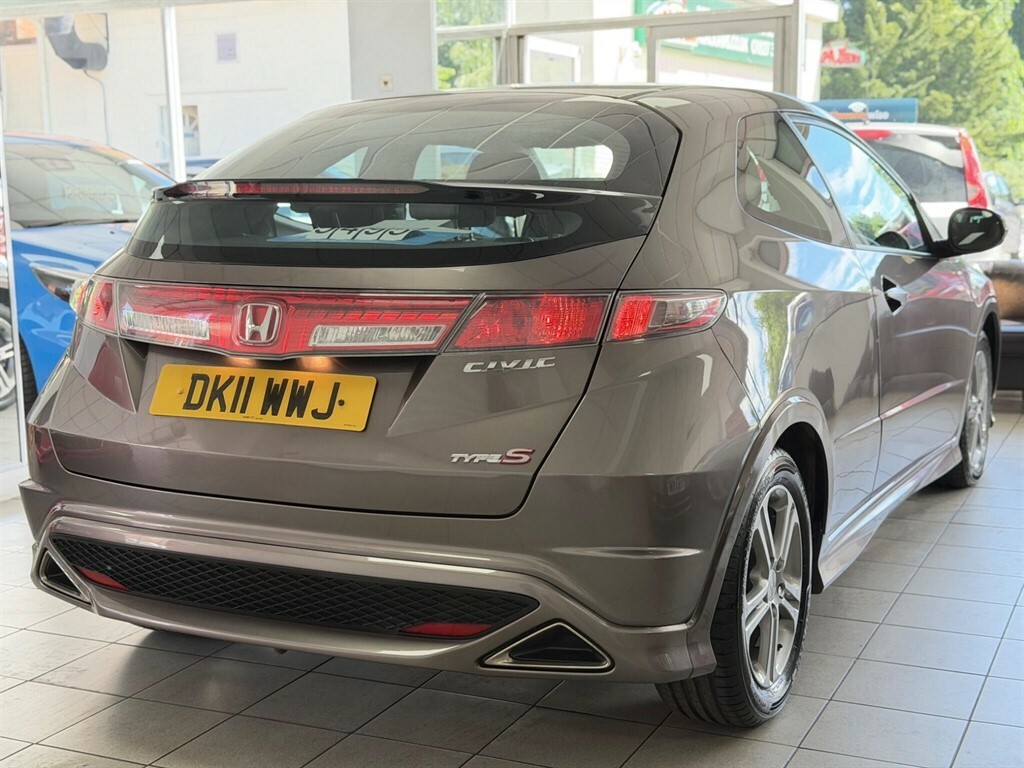 Honda Civic I-vtec Type S Hatchback Silver #3