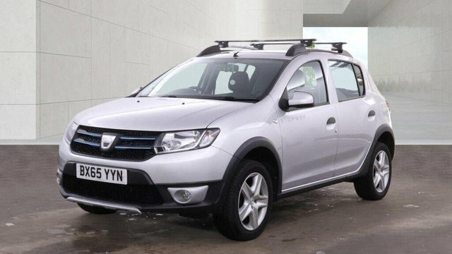 Dacia Sandero Stepway Tce Laureate Hatchback Silver