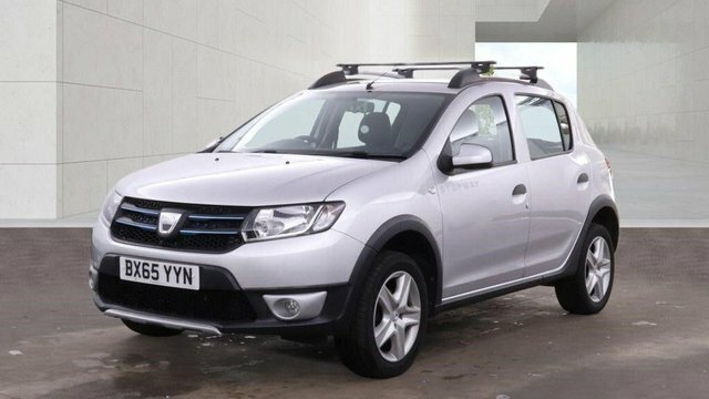 Dacia Sandero Stepway Tce Laureate Hatchback Silver