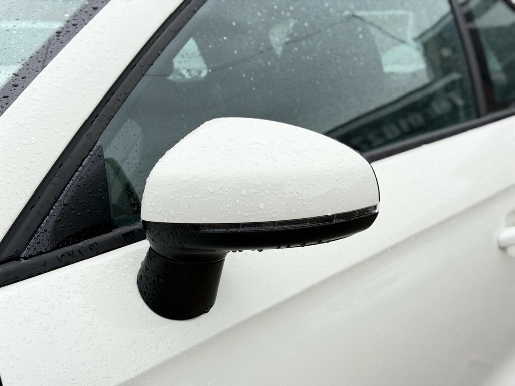 Audi A1 Hatchback 1.6 White #15