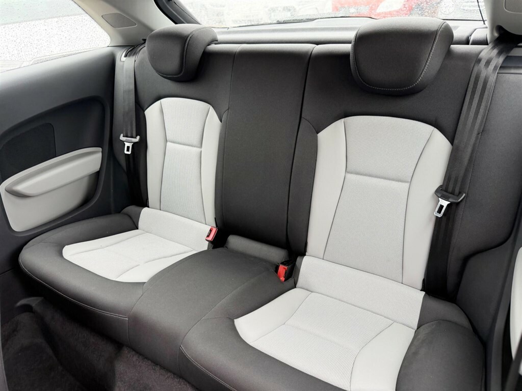 Audi A1 Hatchback 1.6 White #11