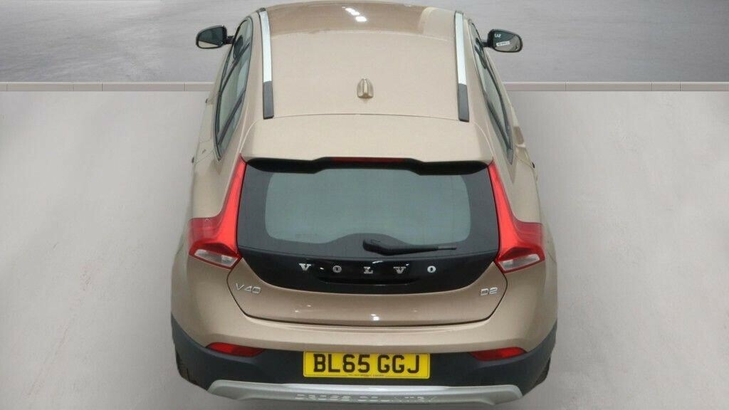 Volvo V40 Cross Country Cross Country 1.6 D2 Lux Nav Hatchback Blue #9