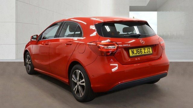 Mercedes-Benz A Class A 200 D Amg Line Blue #4
