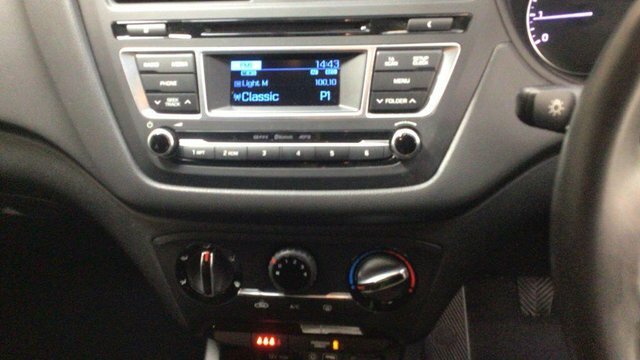 Hyundai I20 Se Euro 6 Grey #3