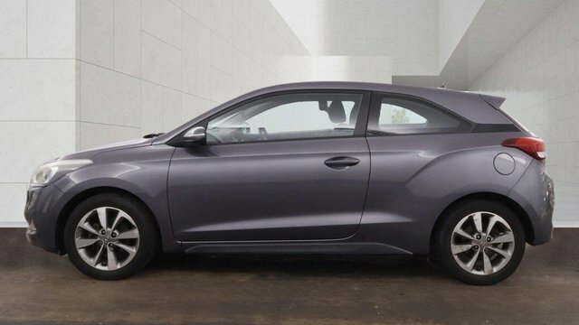 Hyundai I20 1.2 Se Red #8
