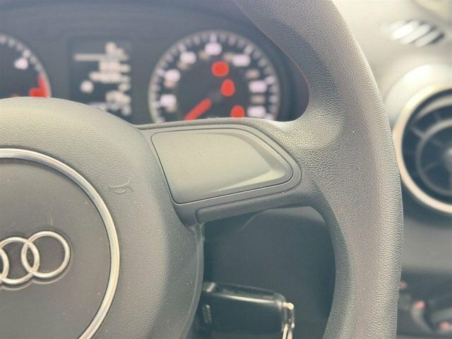 Audi A1 1.4 A1 Sport Tfsi Red #48